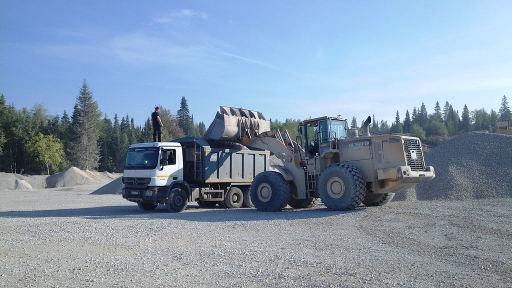 Щебень доломитовый фр. 20-40мм, цена в Перми от компании НЕРУД-ПРИКАМЬЕ