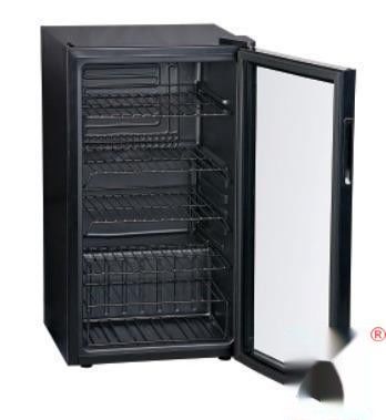 Шкаф холодильный со стеклом Cooleq Tbc-85 черный