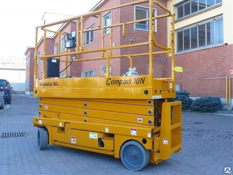 Compact 10 подъемник. Ножничный подъемник haulotte compact 10. ножничный подъемник compact 10n haulotte. электрический ножничный подъемник haulotte compact 10n. компакт 10 подъемник.