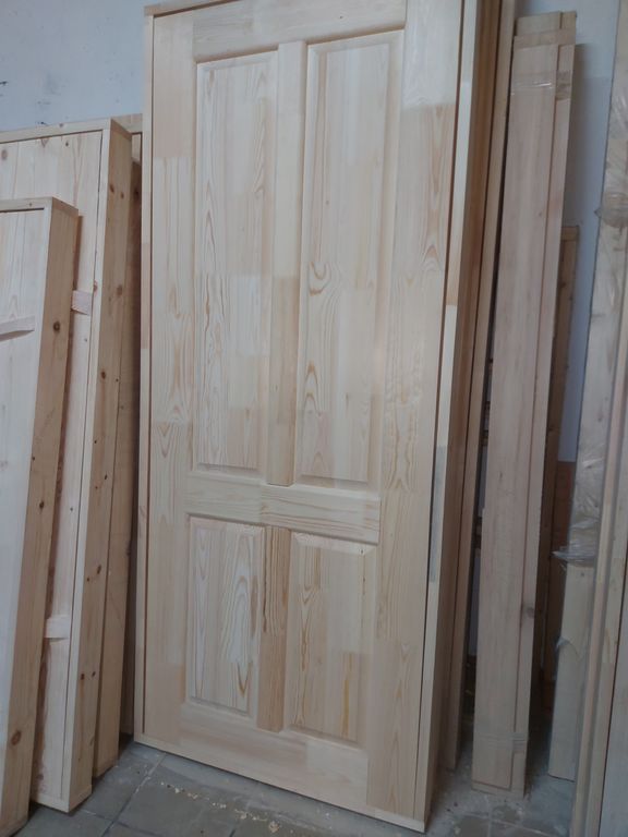 Двери деревянные 800х1800, с коробкой