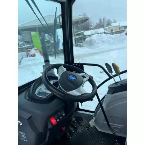  Branson 30.5 LUX 4x4